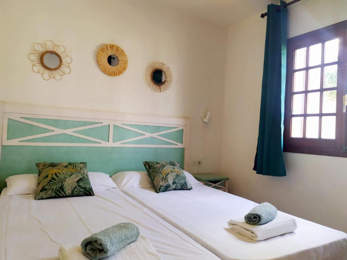 Cheap & Chic Apartamentos En Son Bou De 2 Dormitorios Eksteriør billede