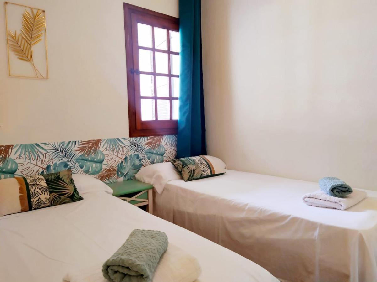 Cheap & Chic Apartamentos En Son Bou De 2 Dormitorios Eksteriør billede